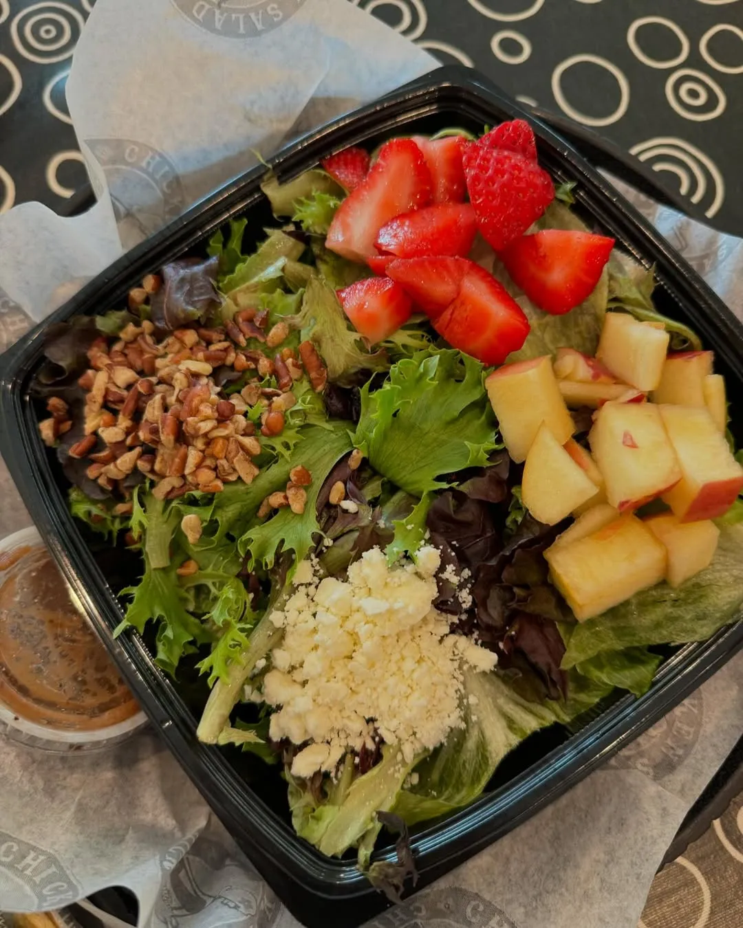 How to Serve Fresh Fruit at Home